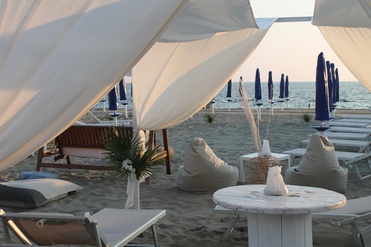 B&B Fiumicino Airport Resort Extérieur photo