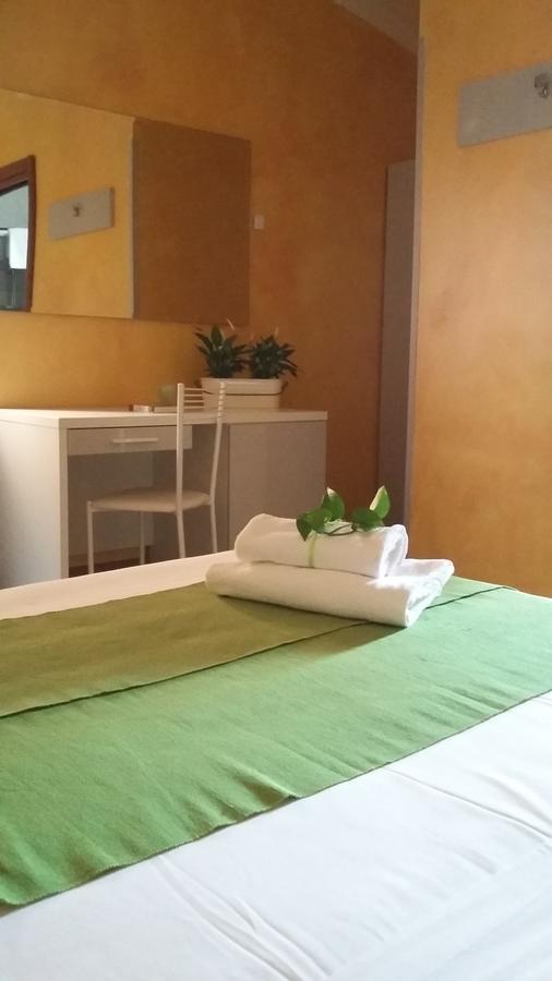 B&B Fiumicino Airport Resort Extérieur photo